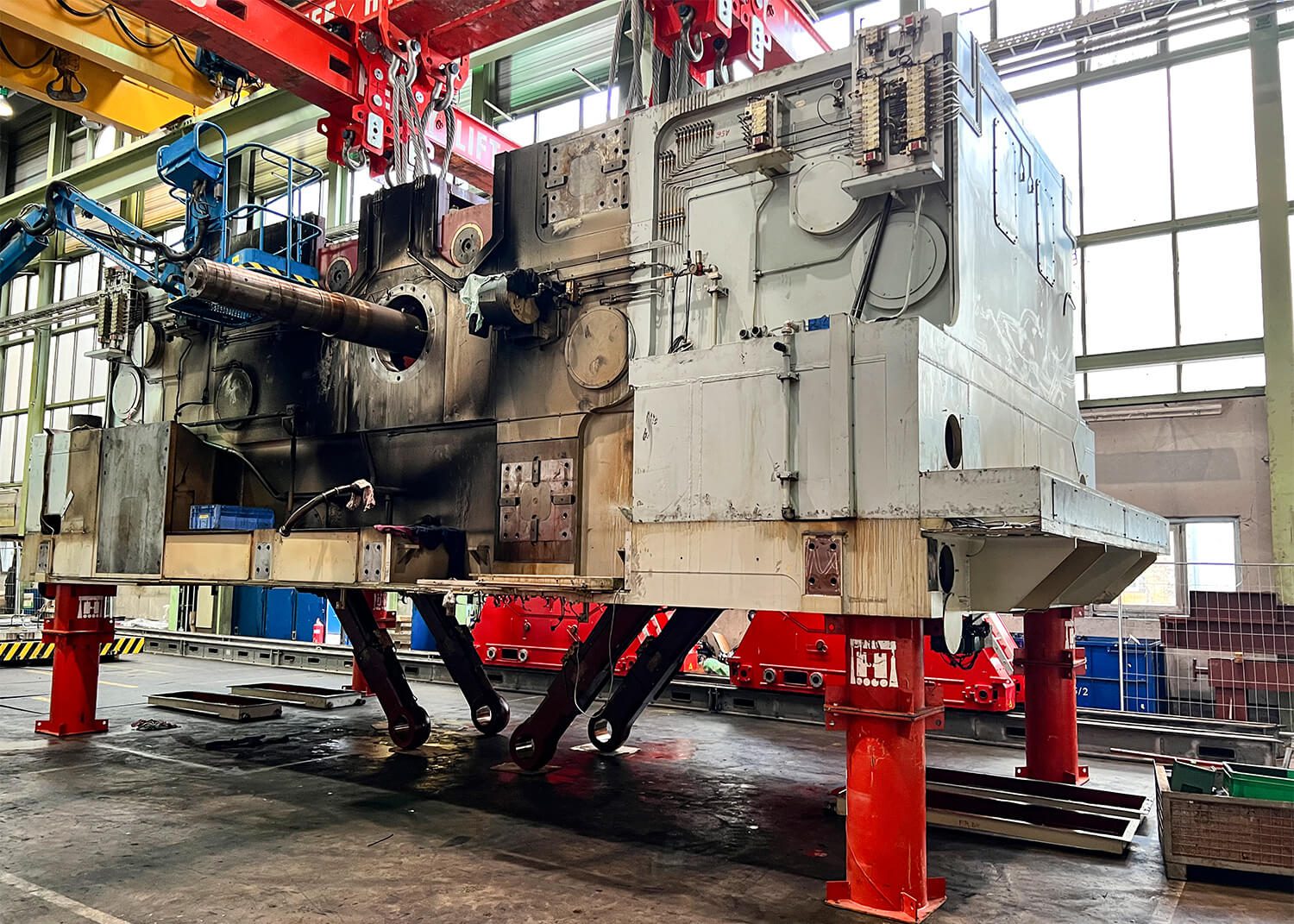 PSV GmbH - Pressen – Service & Vertrieb - Maschinenverlagerung - 2.000t Schuler Presse