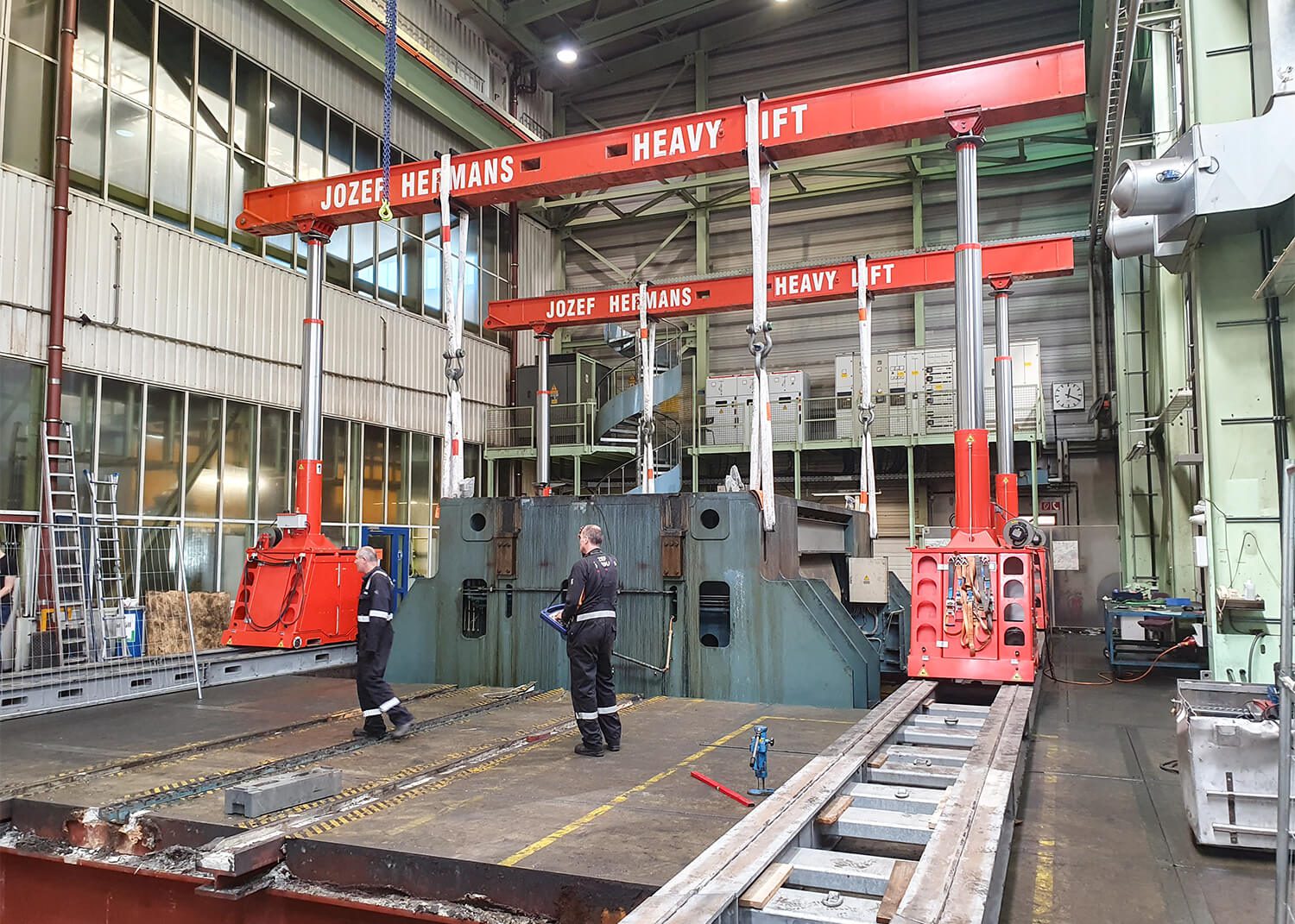 PSV GmbH - Pressen – Service & Vertrieb - Maschinenverlagerung - 2.000t Schuler Presse