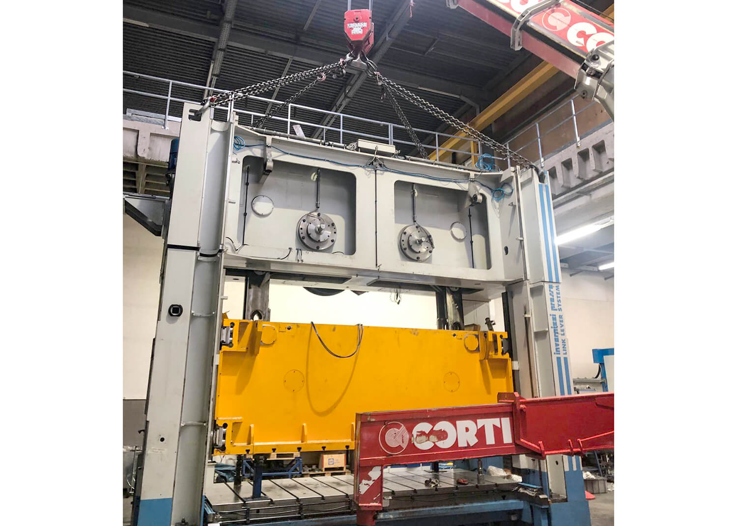PSV GmbH - Pressen – Service & Vertrieb - Maschinenverlagerung - 400t Invernizzi Presse