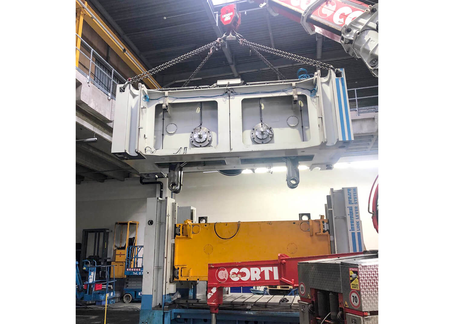 PSV GmbH - Pressen – Service & Vertrieb - Maschinenverlagerung - 400t Invernizzi Presse