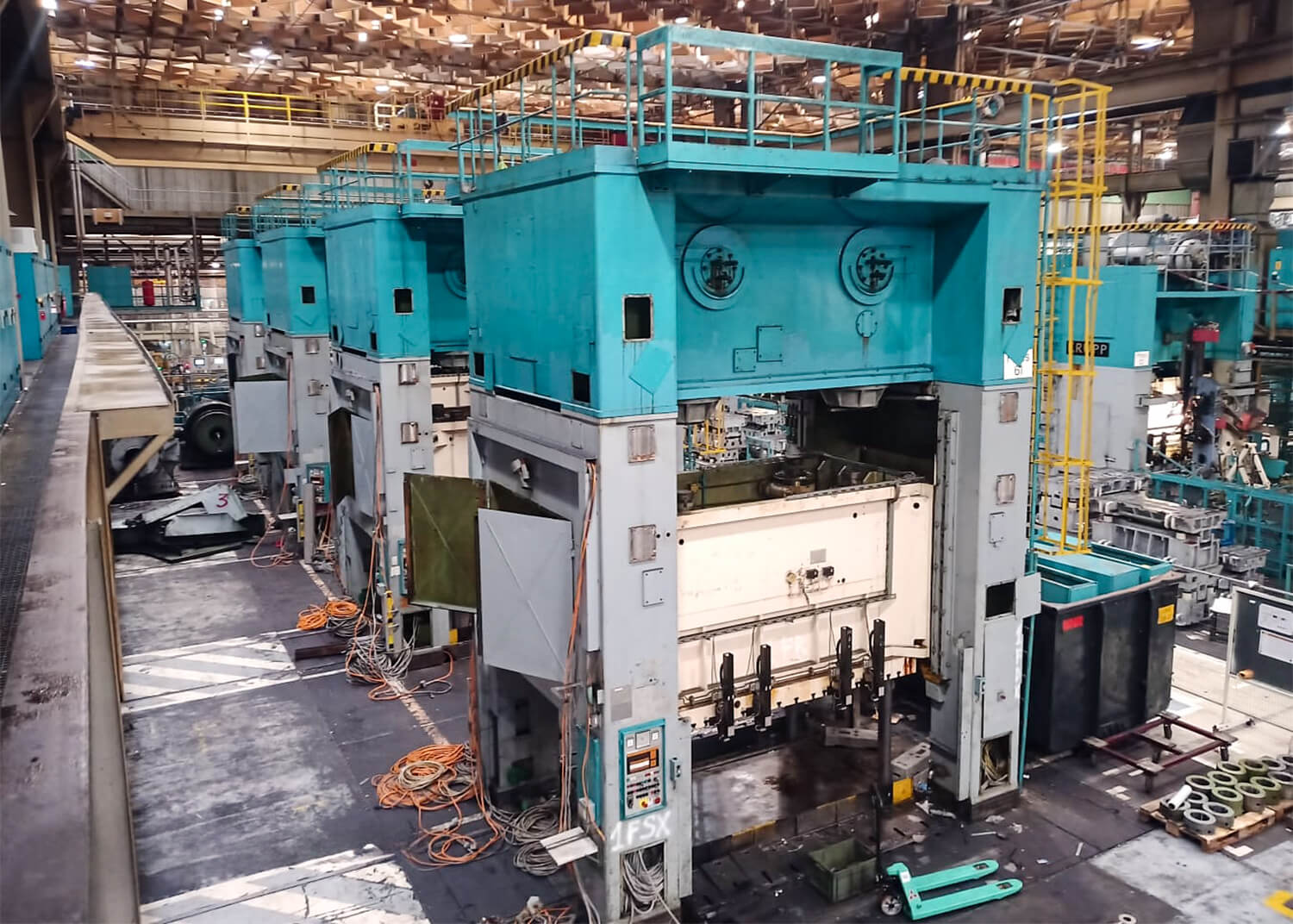PSV GmbH - Pressen – Service & Vertrieb - Maschinenverlagerung - 800t KRUPP Pressenstraße