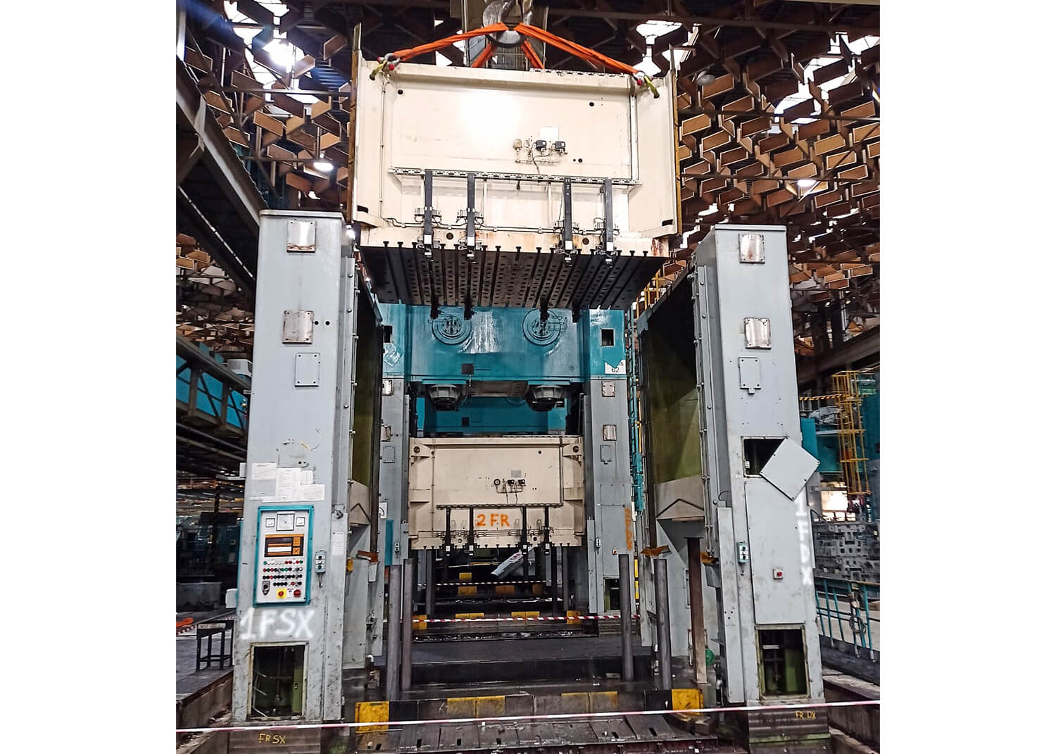 PSV GmbH - Pressen – Service & Vertrieb - Maschinenverlagerung - 800t KRUPP Pressenstraße
