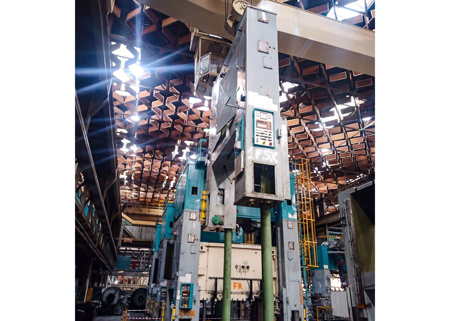 PSV GmbH - Pressen – Service & Vertrieb - Maschinenverlagerung - 800t KRUPP Pressenstraße