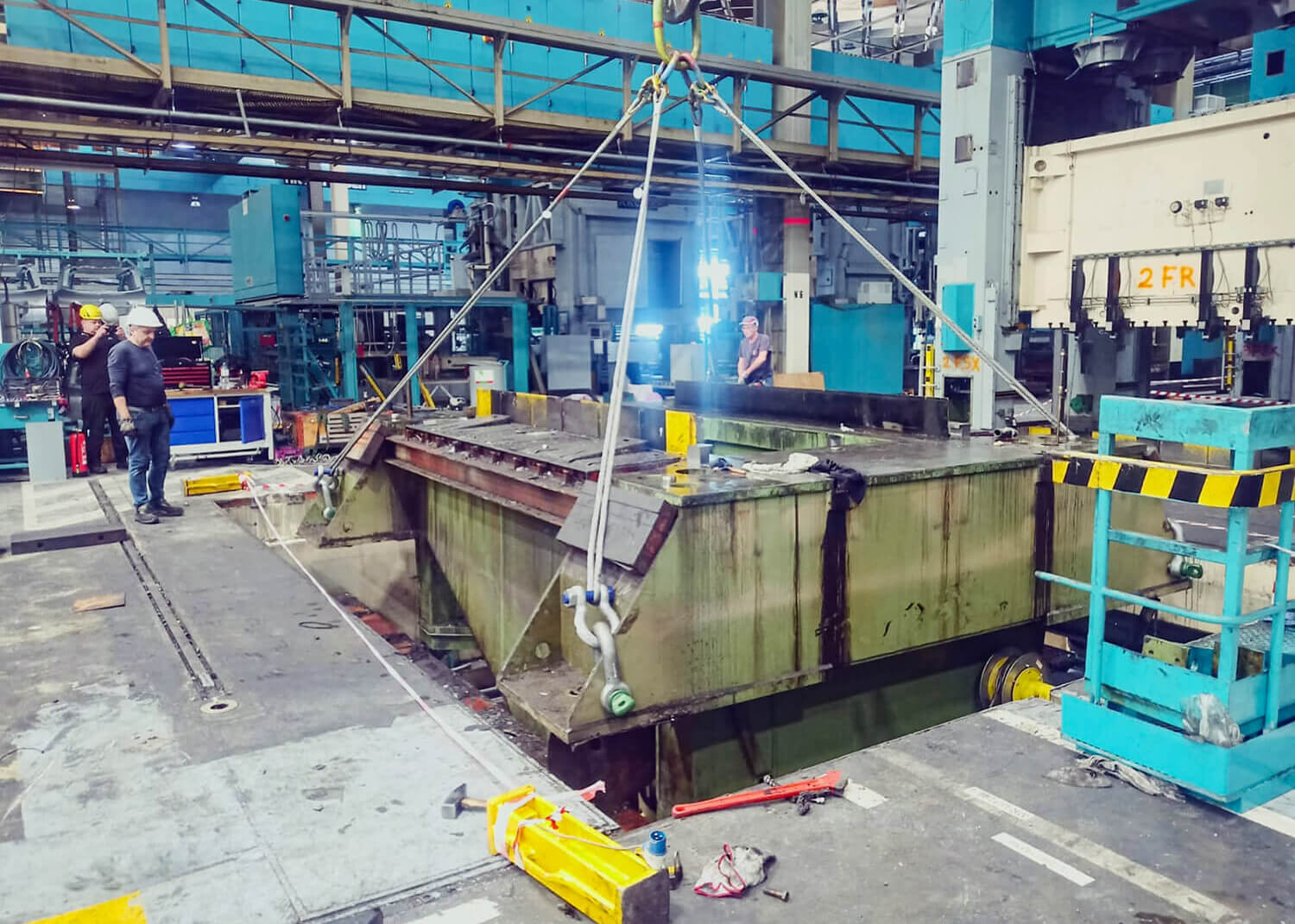 PSV GmbH - Pressen – Service & Vertrieb - Maschinenverlagerung - 800t KRUPP Pressenstraße