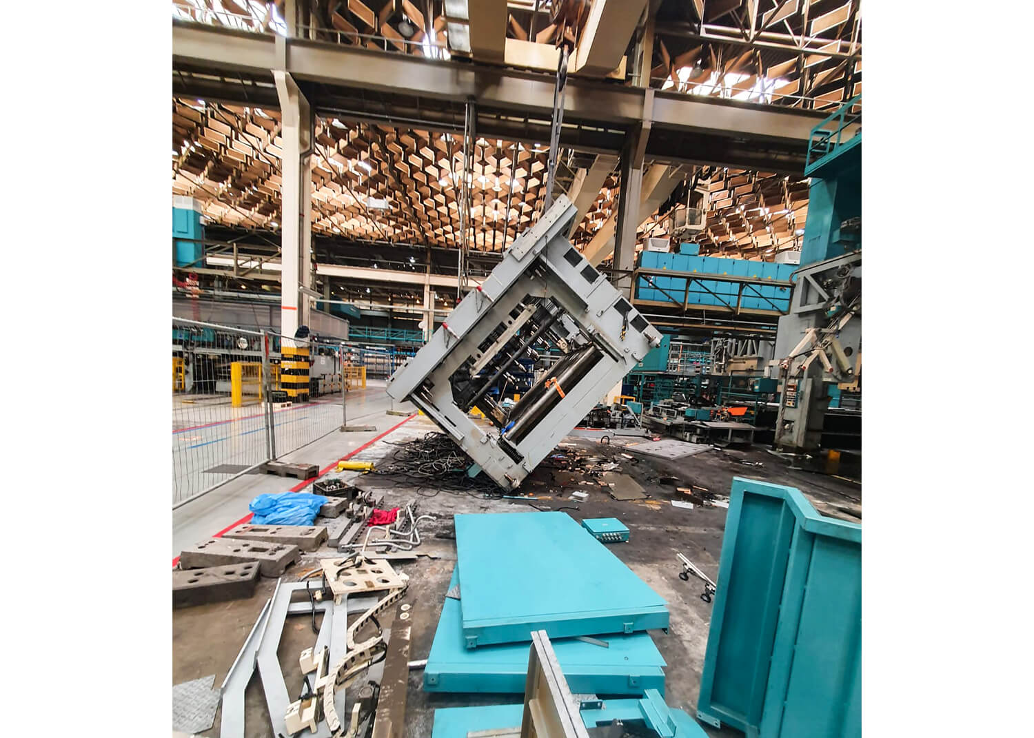 PSV GmbH - Pressen – Service & Vertrieb - Maschinenverlagerung - 800t KRUPP Pressenstraße