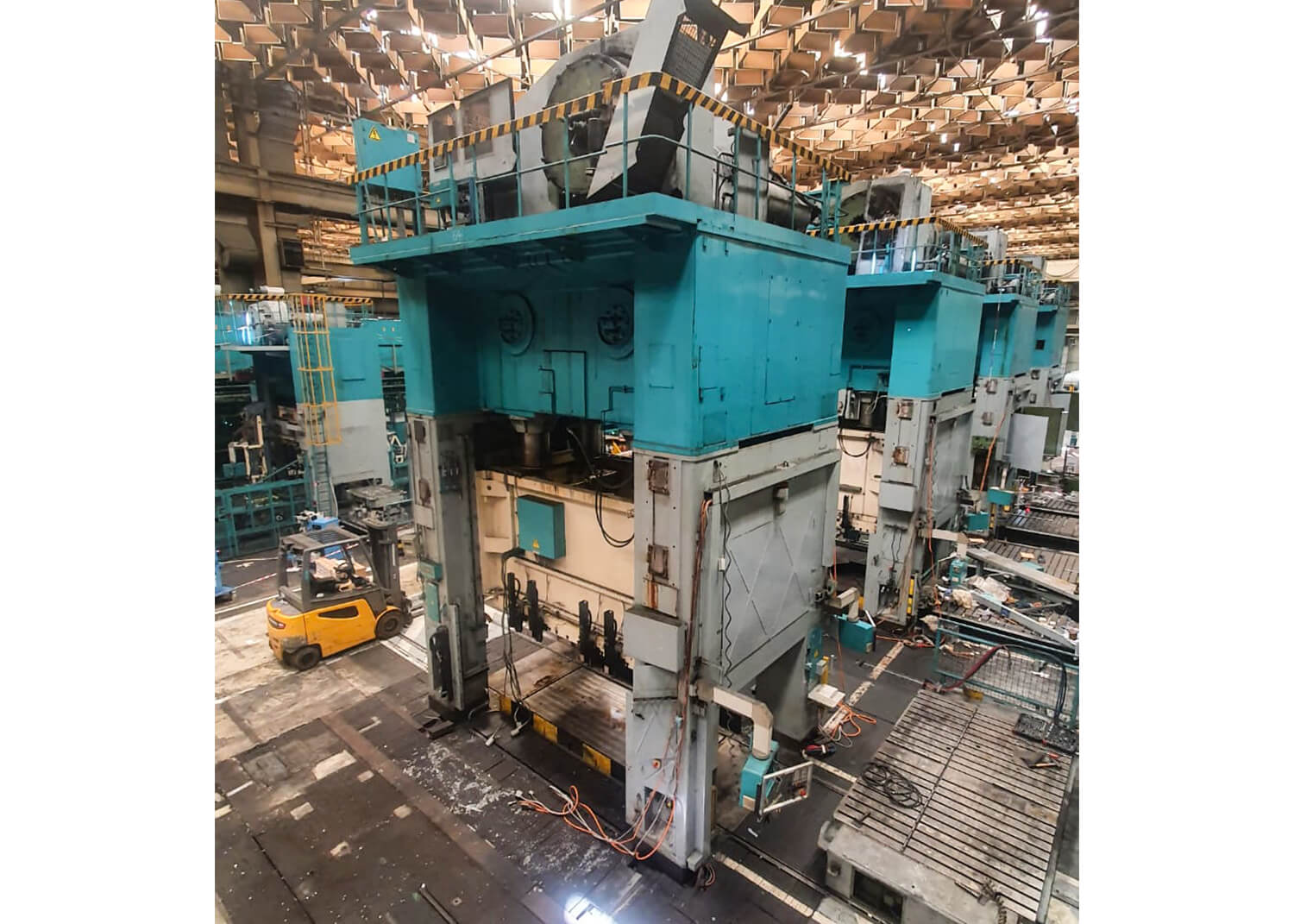 PSV GmbH - Pressen – Service & Vertrieb - Maschinenverlagerung - 800t KRUPP Pressenstraße